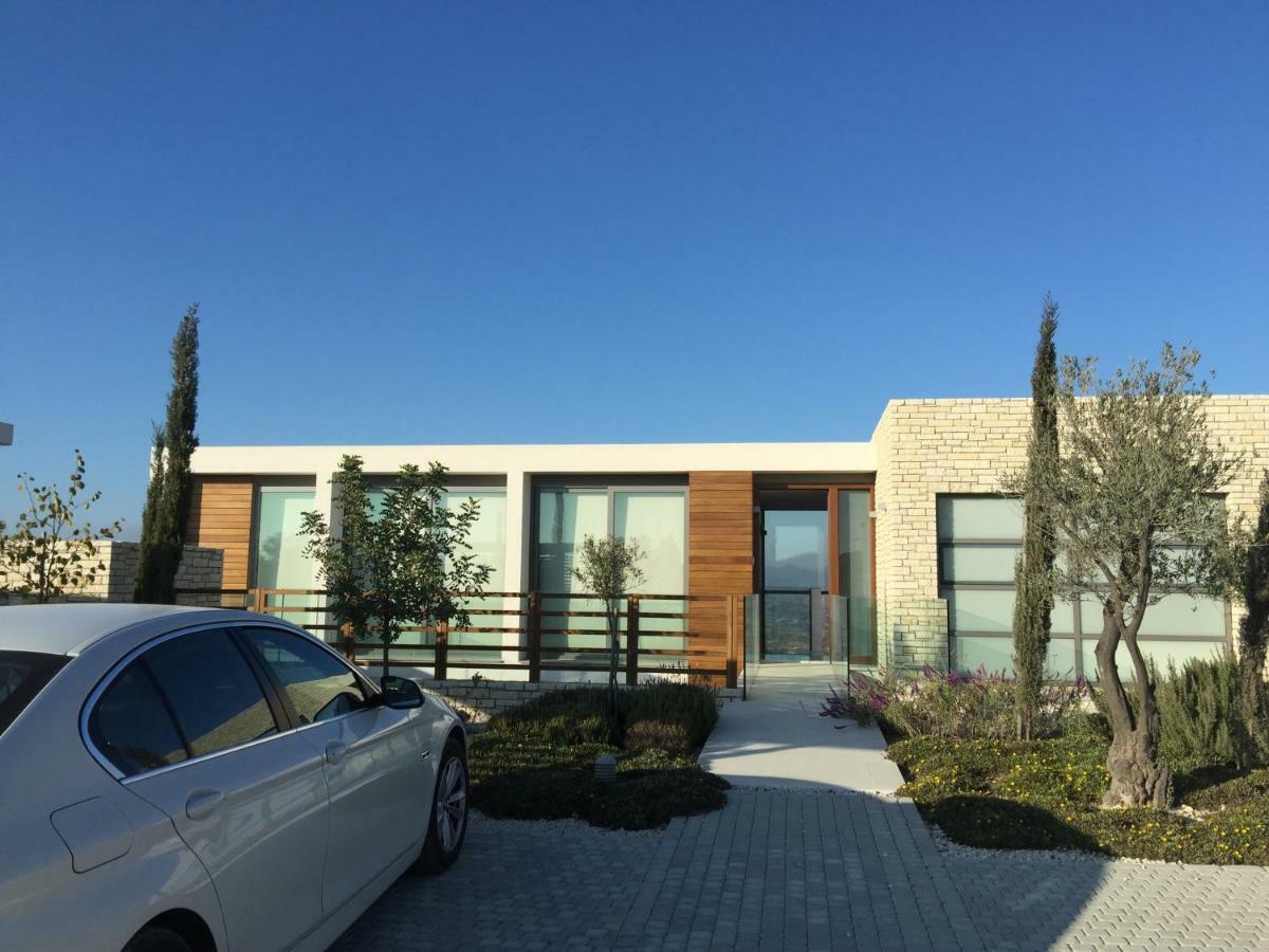 Luxury Mountain With Golf Club *
