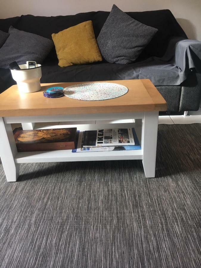 Iris Village Apartment *