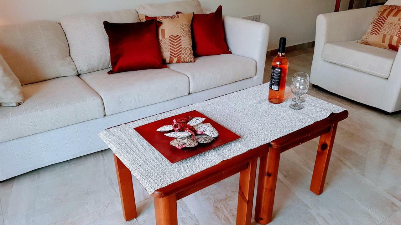Paradise Note 204- Cyprus Dream Holiday Let Apartment