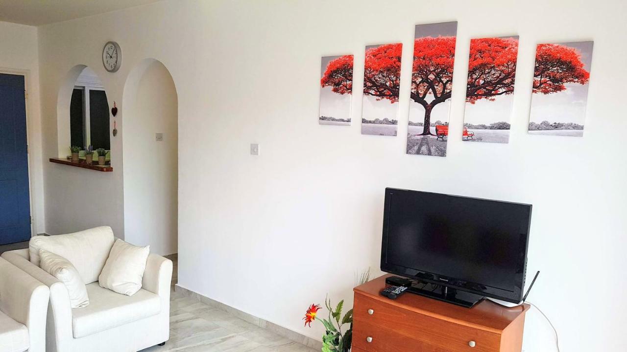 Paradise Note 204- Cyprus Dream Holiday Let Paphos