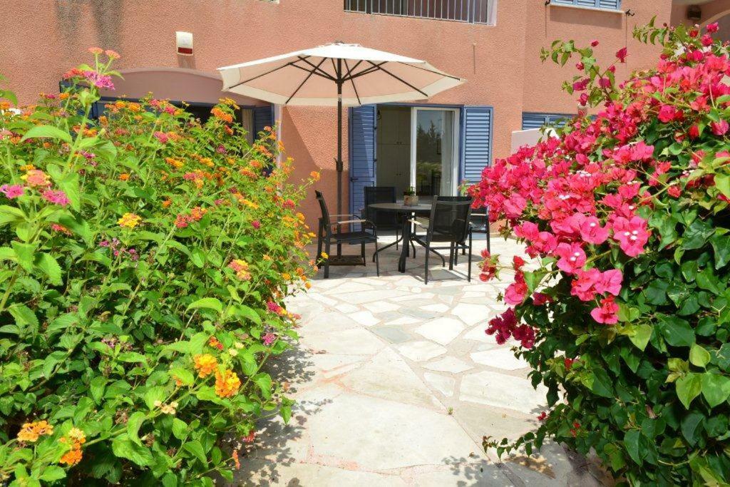 Limnaria Sunny Garden Apartment *