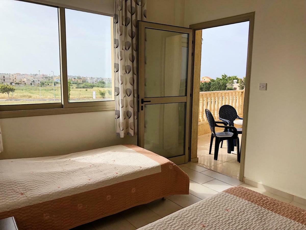 King's Gardens Apartment *
