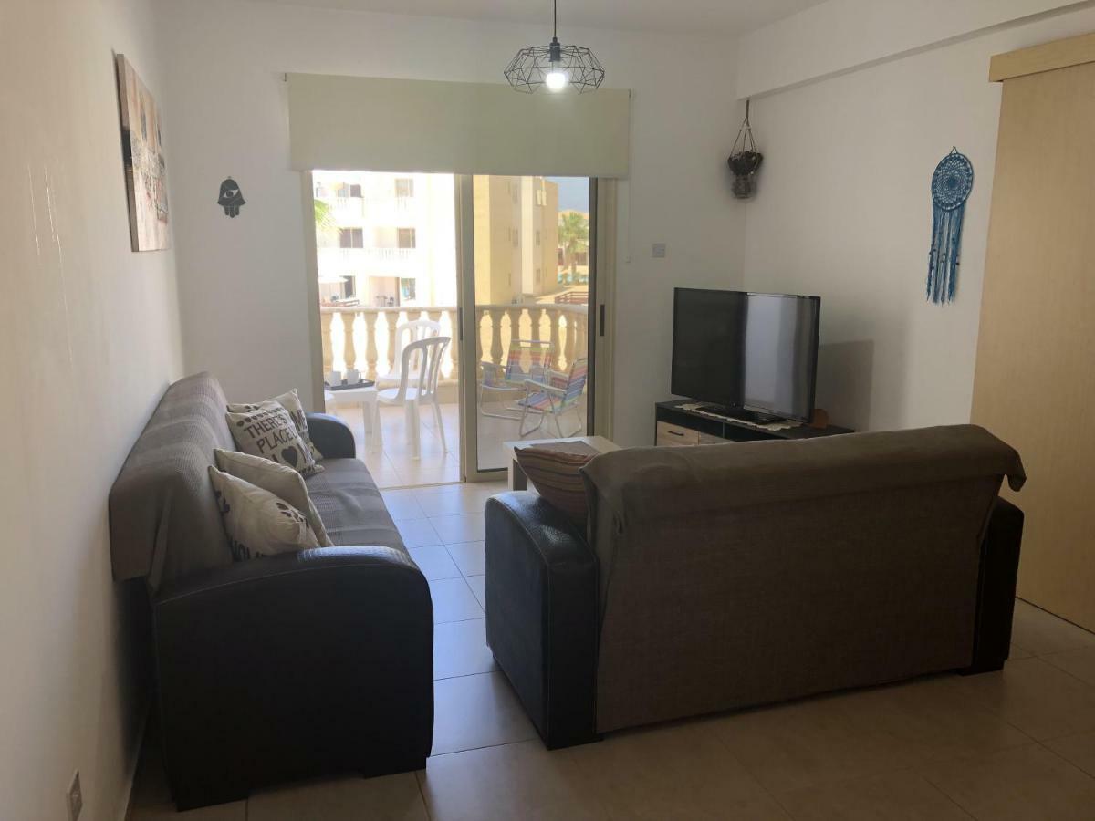 Apartment Agias Irinis Beach Garden Paphos
