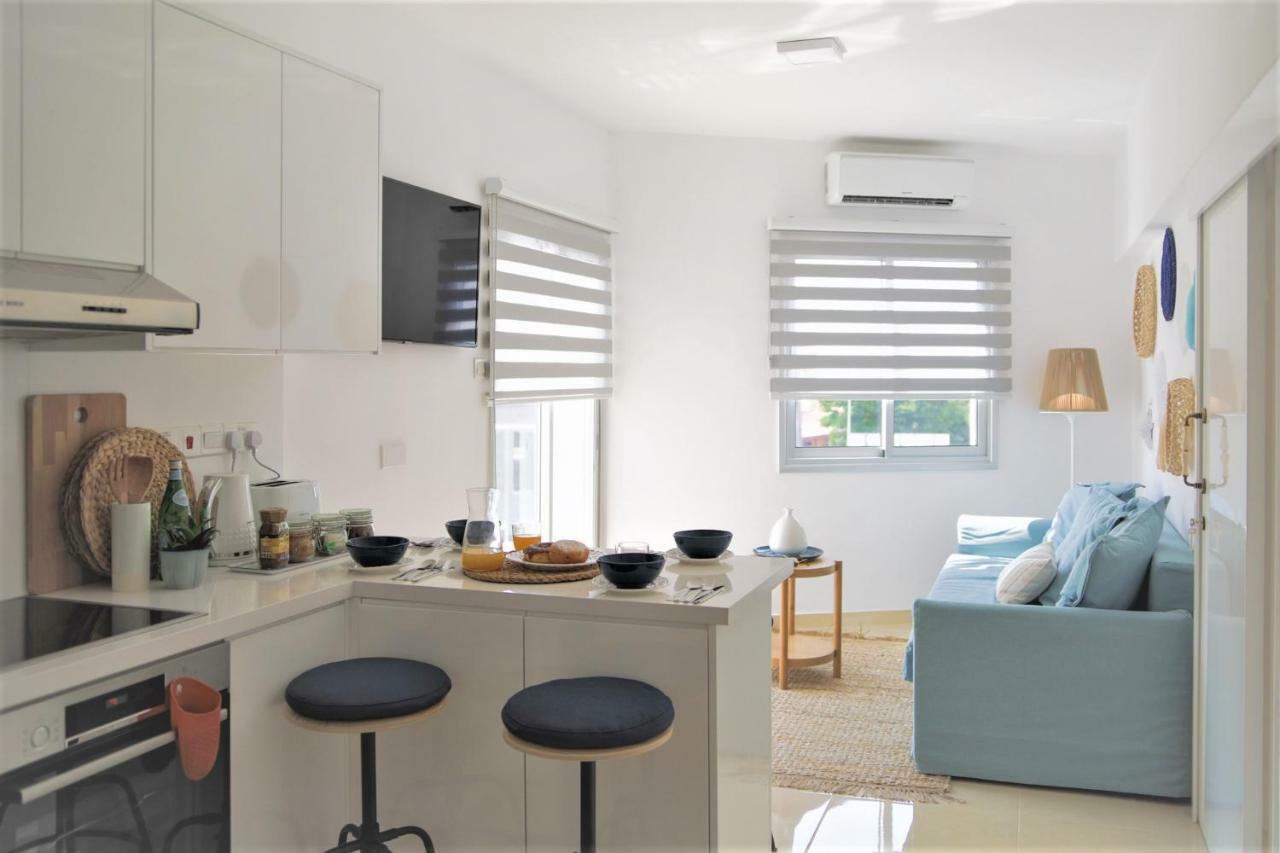 Apartment Phaedrus Living: Seaside Luxury Flat Lighthouse 68 Paphos