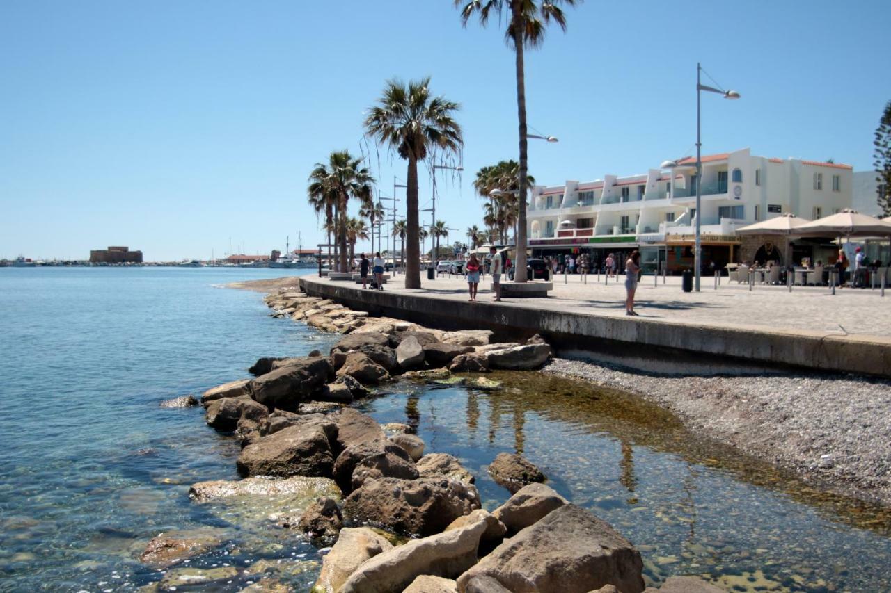 Apartment Phaedrus Living: Seaside Luxury Flat Lighthouse 68 Paphos