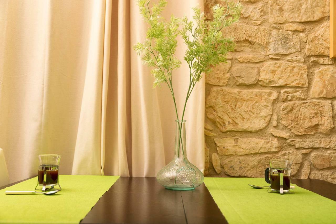 Salamiou Stone House Holiday home *