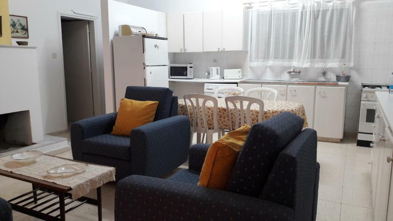 Exo Vrysis Pousada Paphos