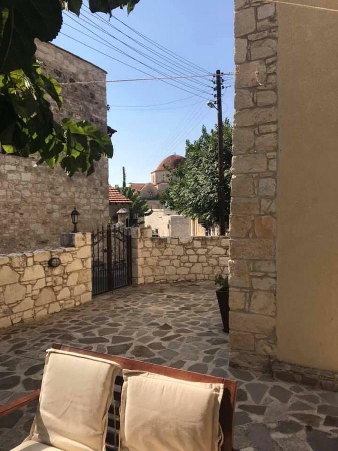 Holiday home Salamiou Stone House