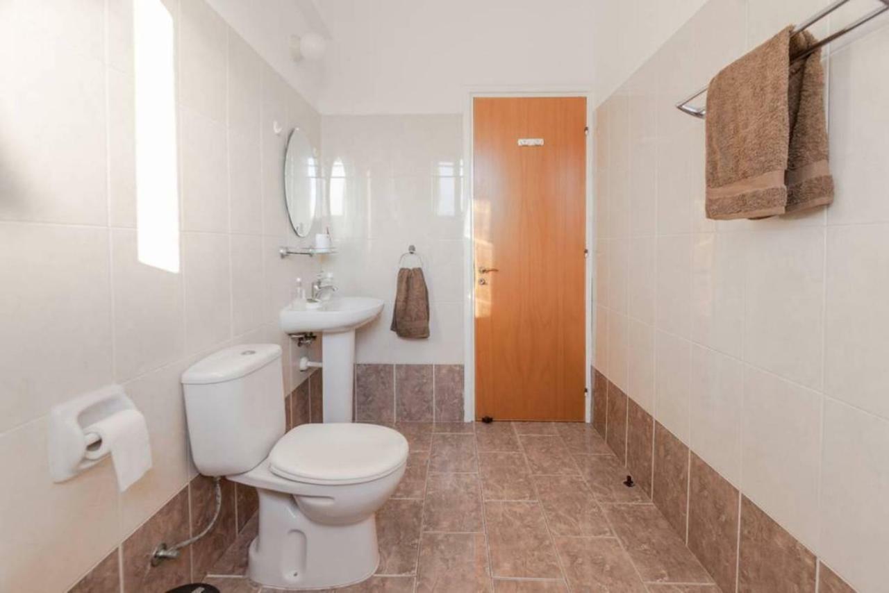 Apartment Just Renovated Beautiful 2 Bed Apartment In Paphos 5 Min Drive To The Beach *