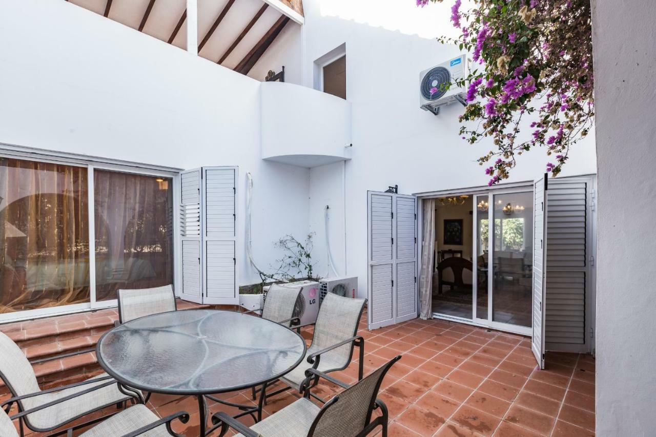Villa Papaya