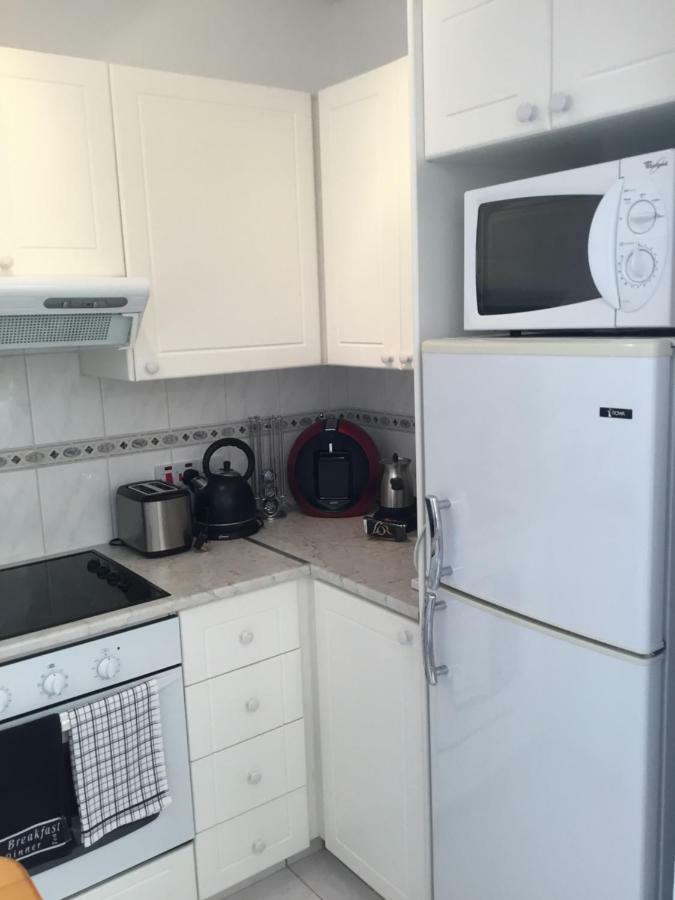 Paradise Garden 4, Kato Apartment