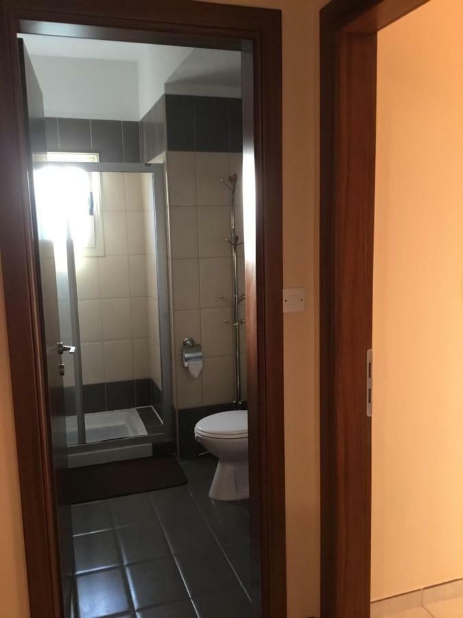 Nice Freshly Renovated Sea-view Apartment