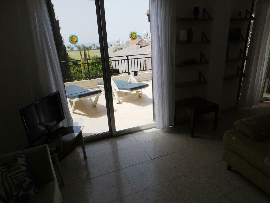 Sea View Apartment, Close To Amenities Apartment *