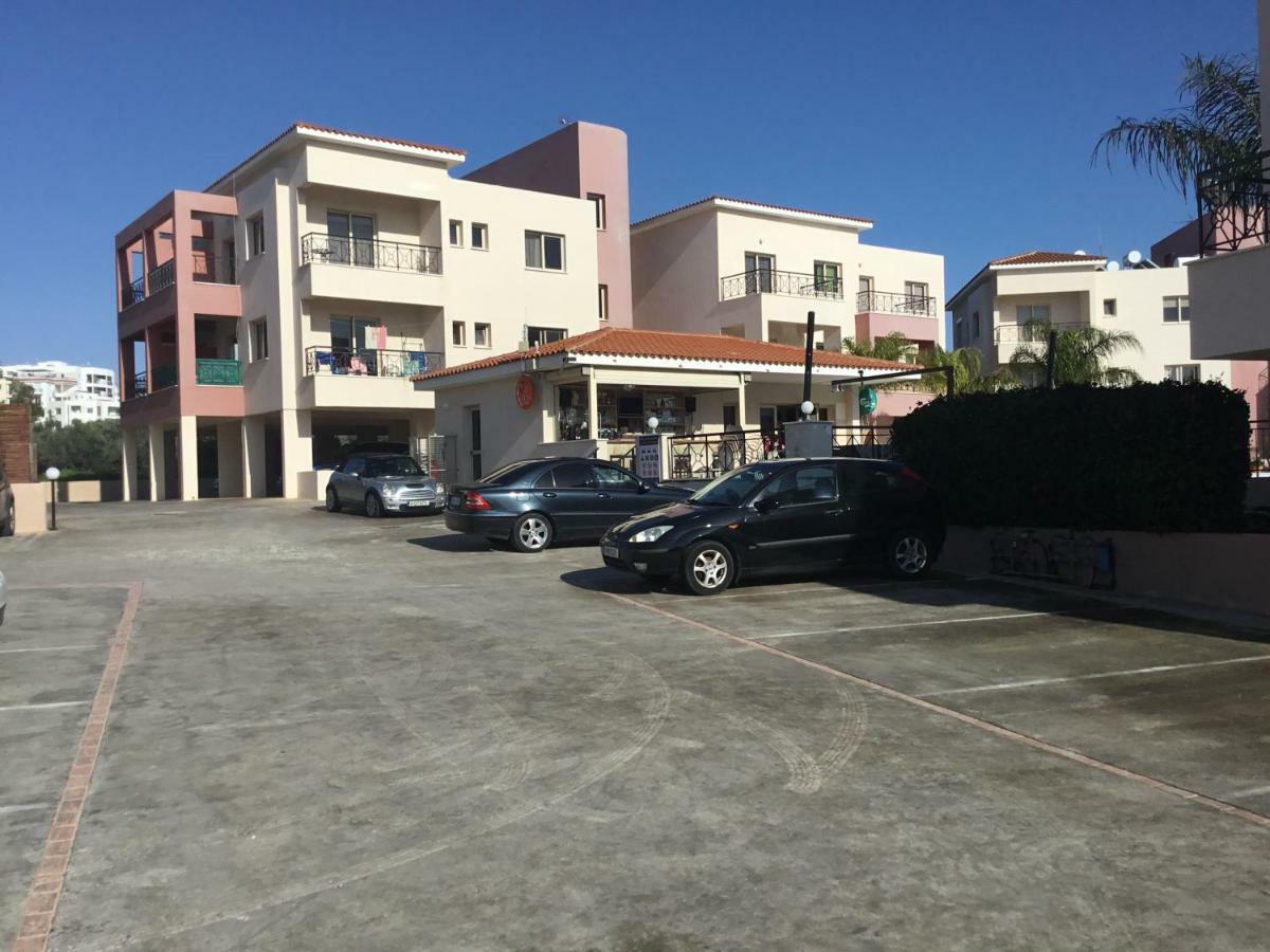 Nice Freshly Renovated Sea-view Apartment *
