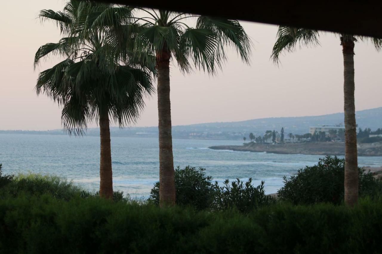 Yulya By Taimoura * Paphos