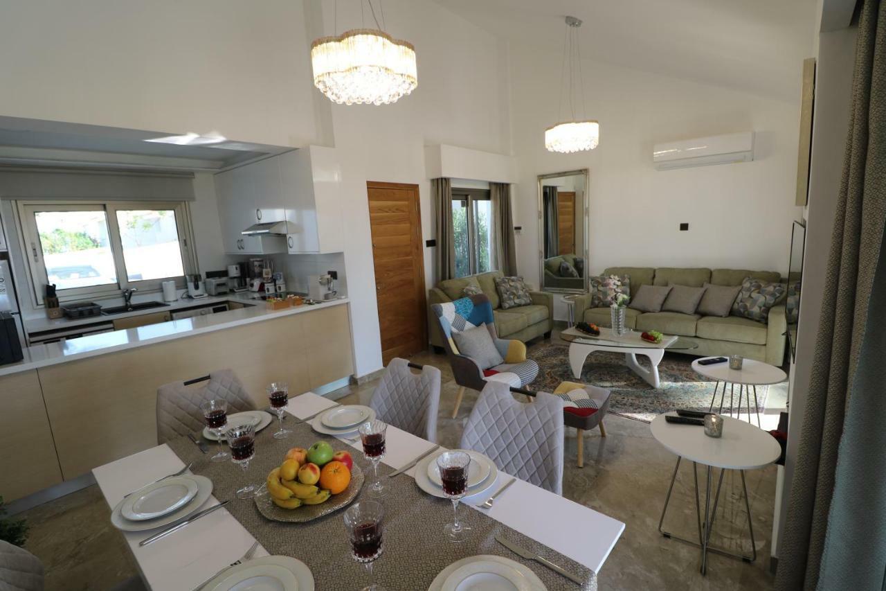 Villa Yulya By Taimoura Paphos