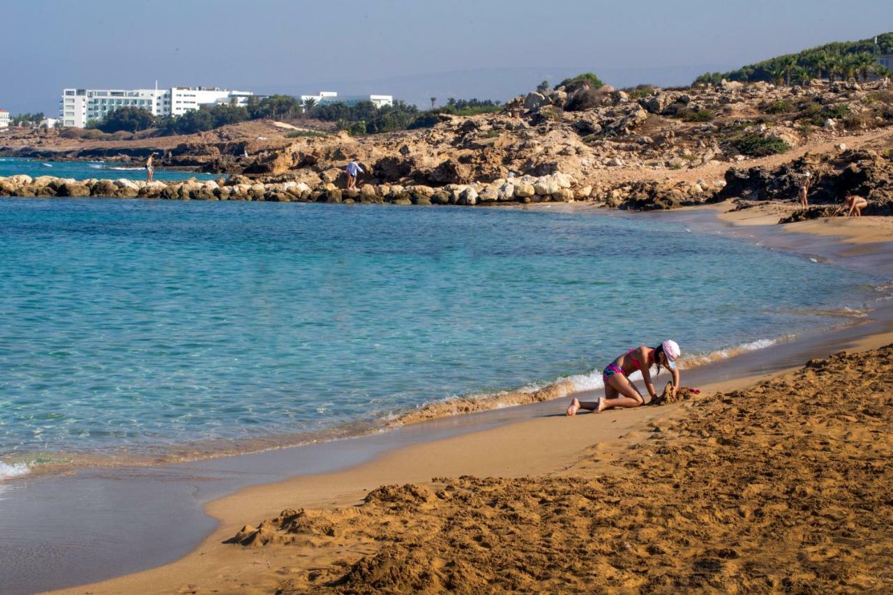 Venus Beach Hotel 5*