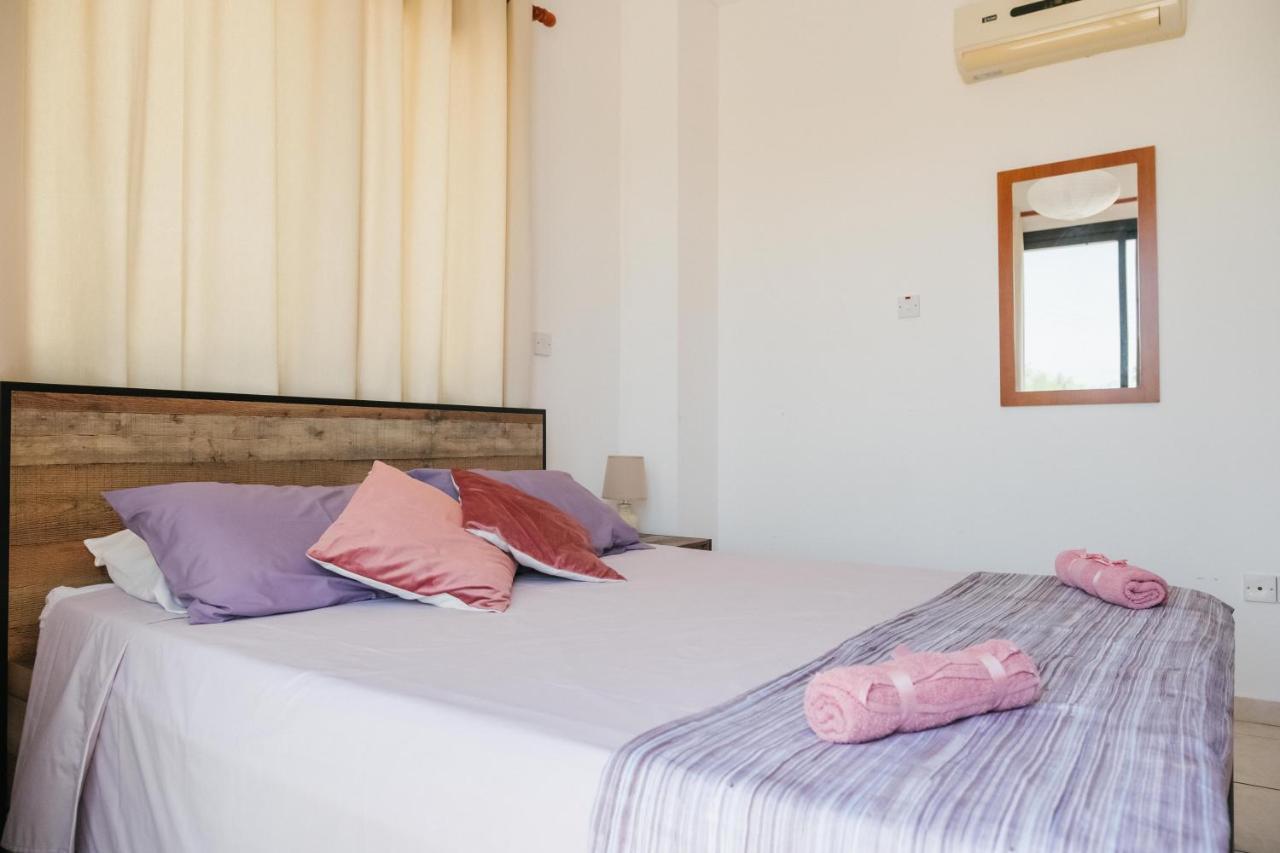 Apartment Faros Village 1 Bedroom Flat Near The Seafront In