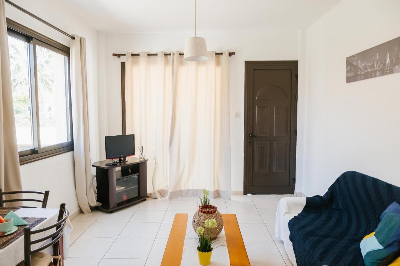 Faros Village 1 Bedroom Flat Near The Seafront In Apartment Paphos