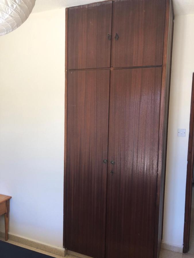 Athina 8 Court Apartamento *