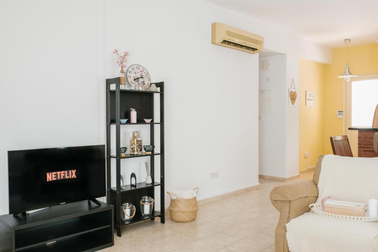 Apartment Aphrodite Gardens No.9 Luxury Apt *