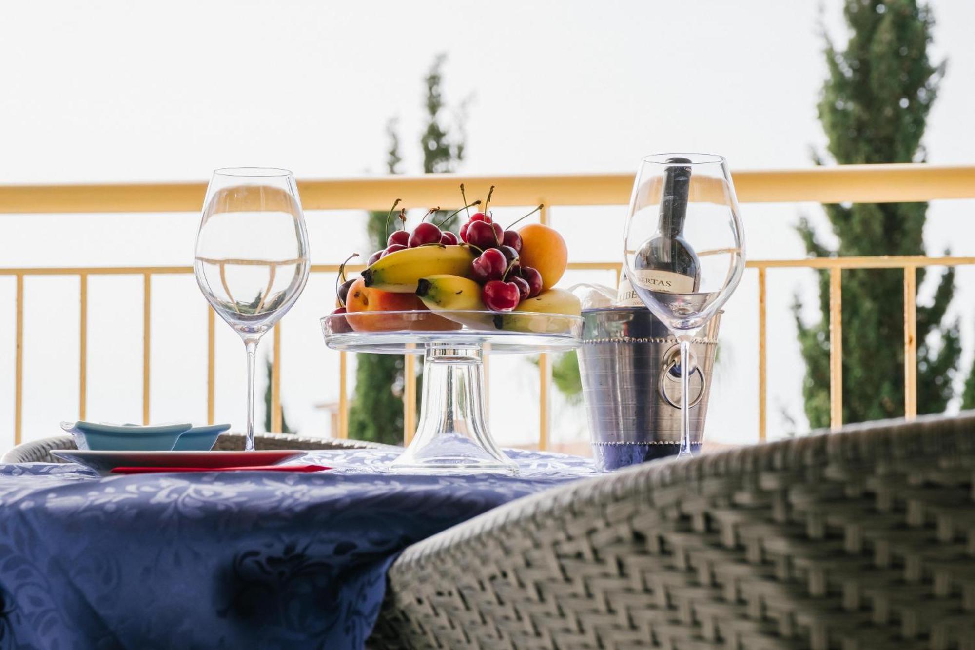 Regina Gardens 2 Bedroom Sea View Flat In Apartment Paphos
