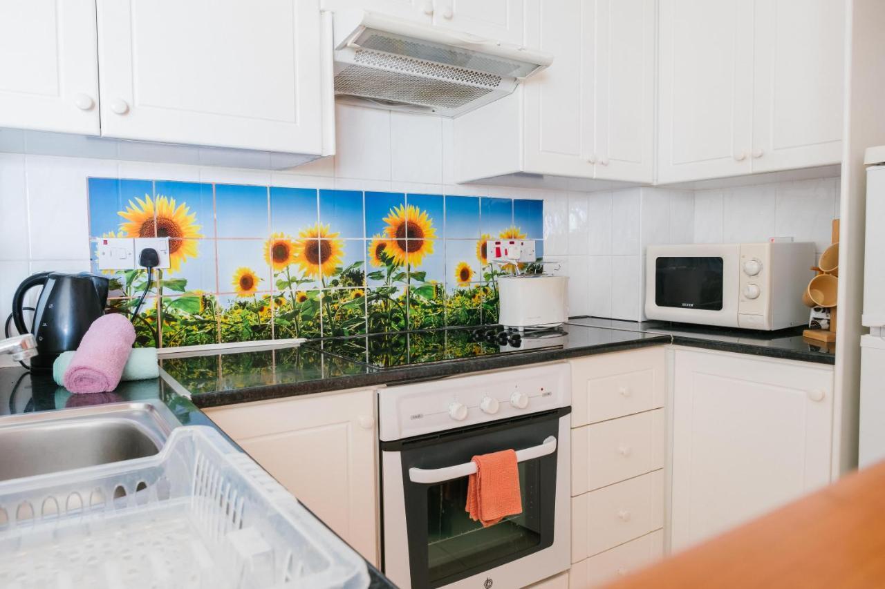 Apartment Regina Gardens 2 Bedroom Sea View Flat In *