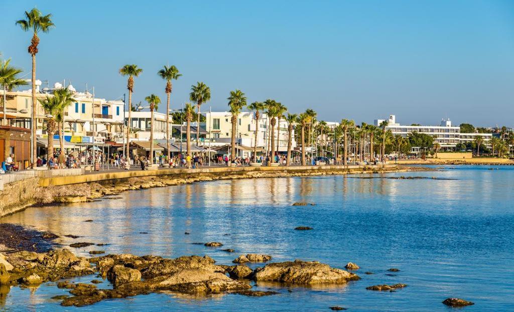 Elysia Park Miris Apartment Paphos
