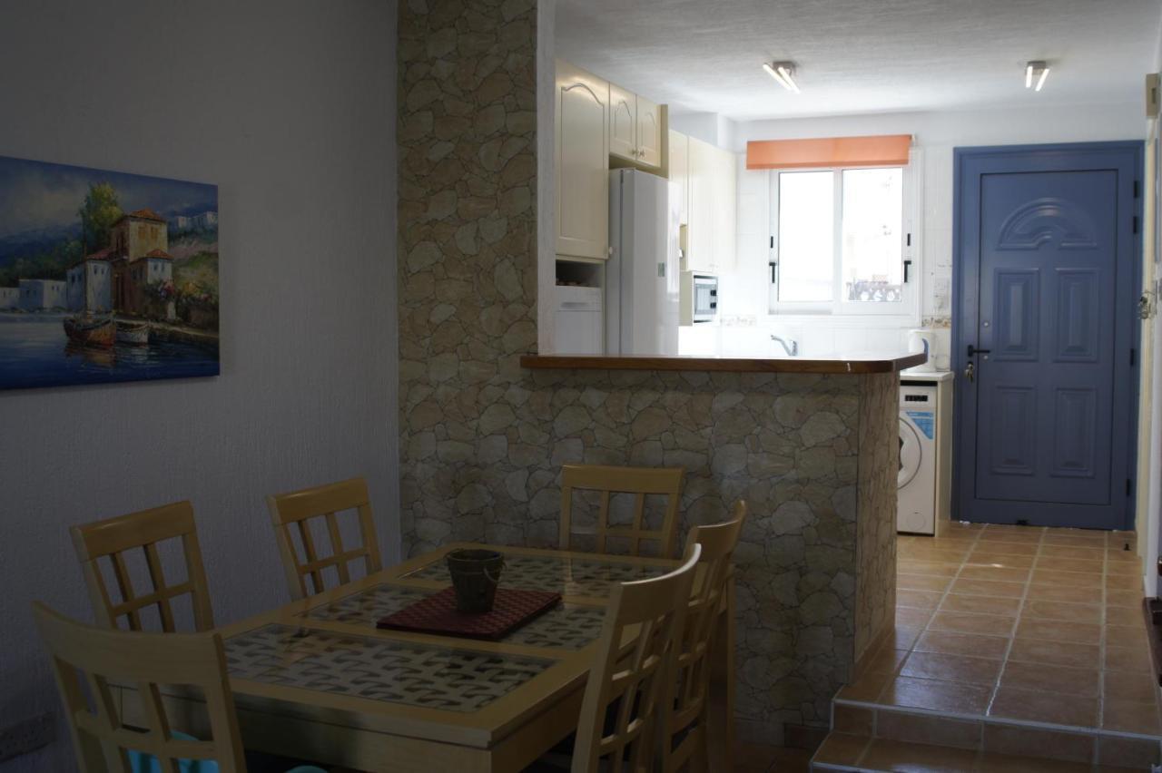 Family Paradise- Luxury Combined With Comfort Apartment Paphos