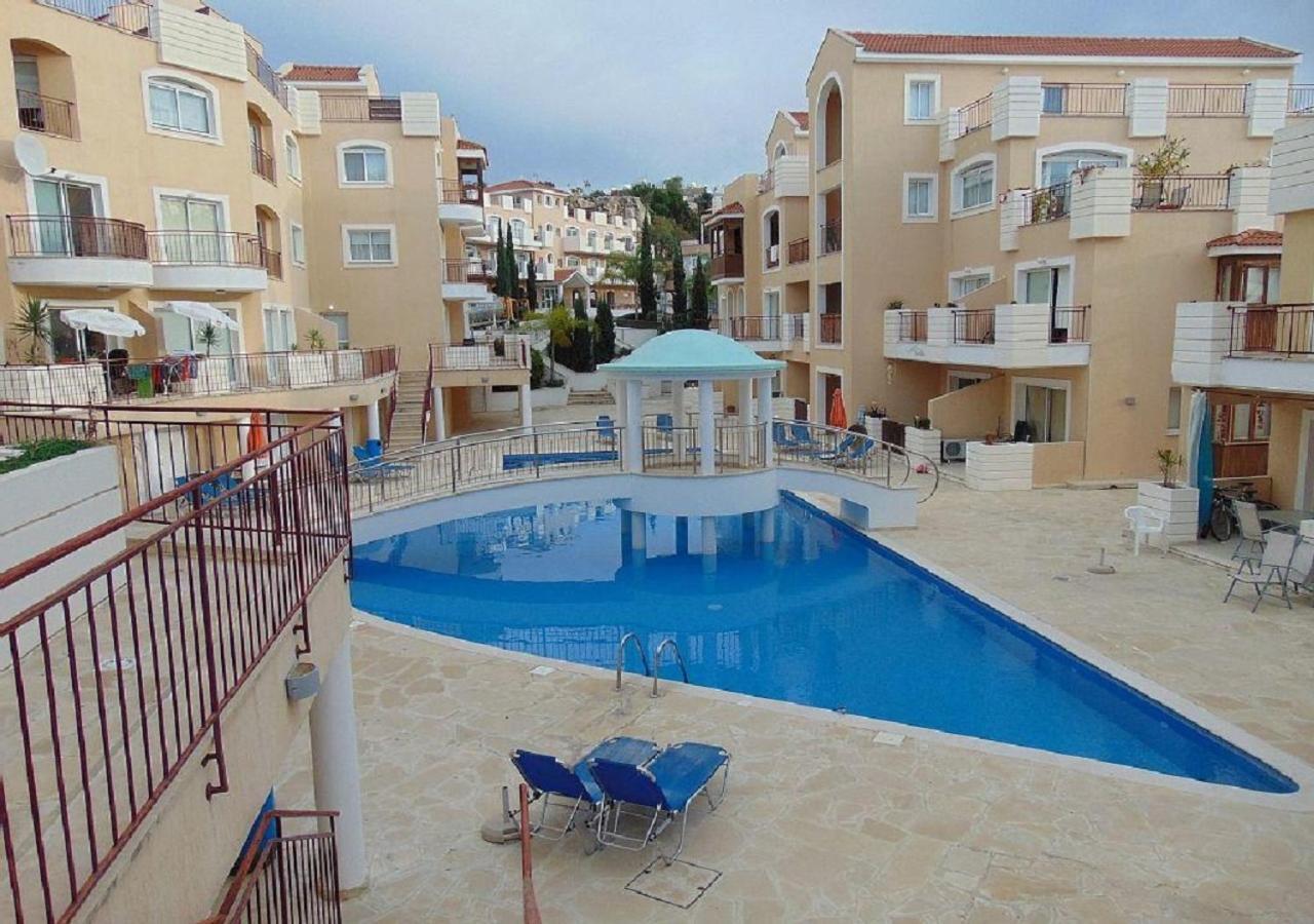 Mia's Cove Apartment