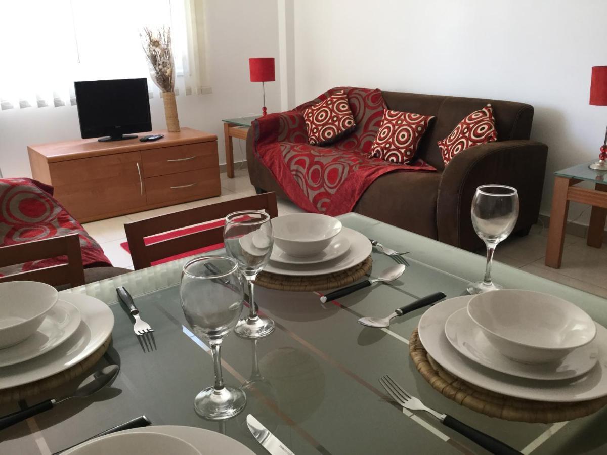 Apartment Poolside 2 Bedroom Apt, Riviera, Universal Area Paphos