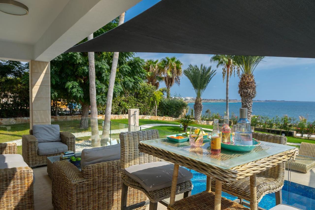 Cleopatra Villa