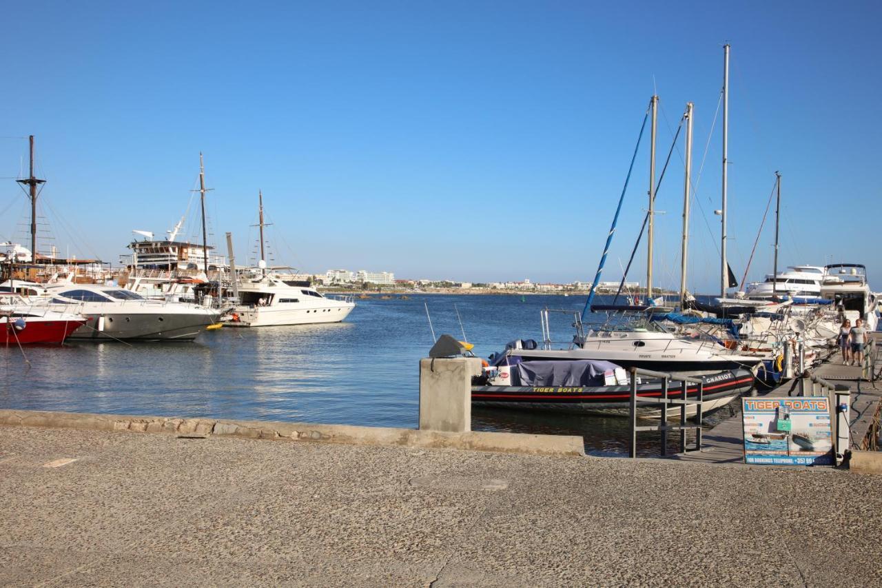 Regina Gardens 2 Bedroom Sea View Flat In Apartment