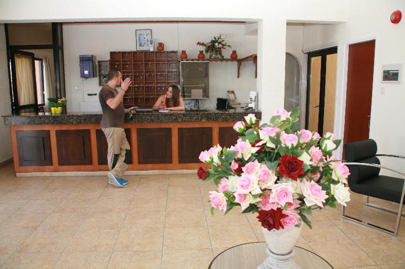 New York Plaza Aparthotel Paphos