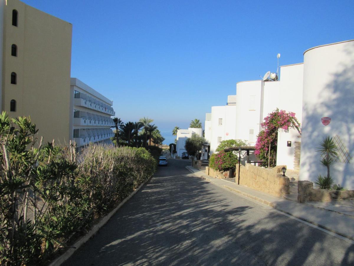 Simple Studio, Chloraka * Paphos