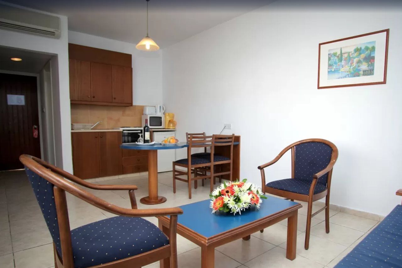 Eleni Hotel 4*