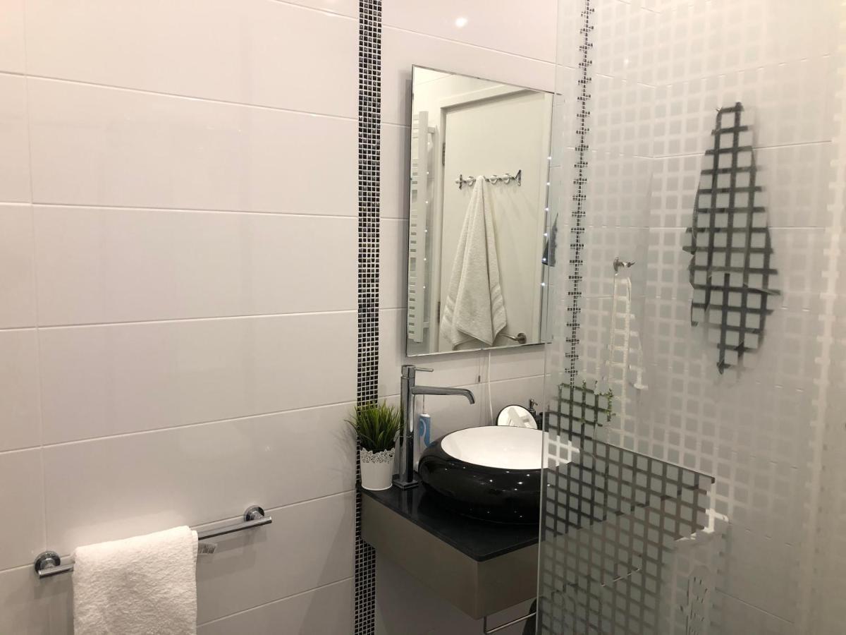 Daria Kamares Tala Luxury Sea View Paphos