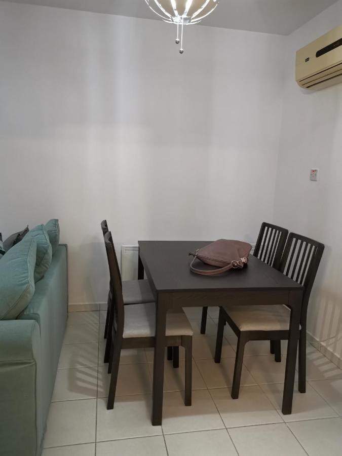 Apartment Iris Village, Near Kings Avenue Mall - By Imh Travel & Tours Paphos