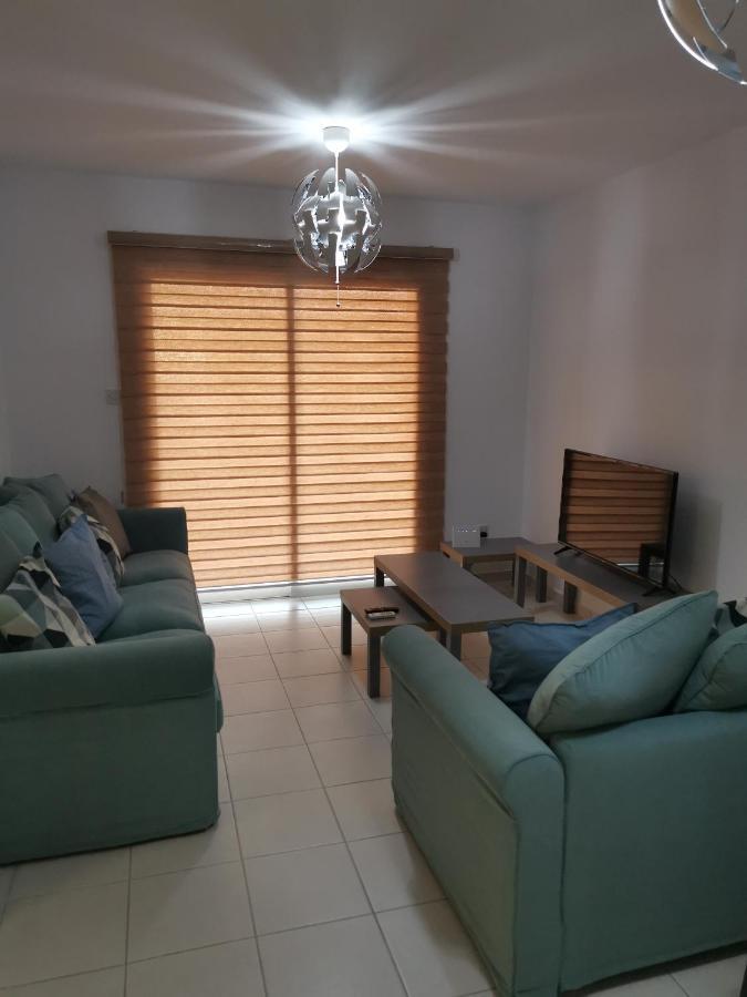 Apartment Iris Village, Near Kings Avenue Mall - By Imh Travel & Tours Paphos