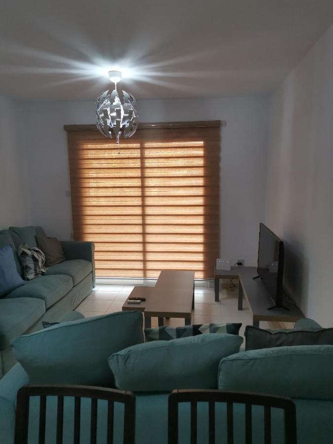 Apartment Iris Village, Near Kings Avenue Mall - By Imh Travel & Tours *