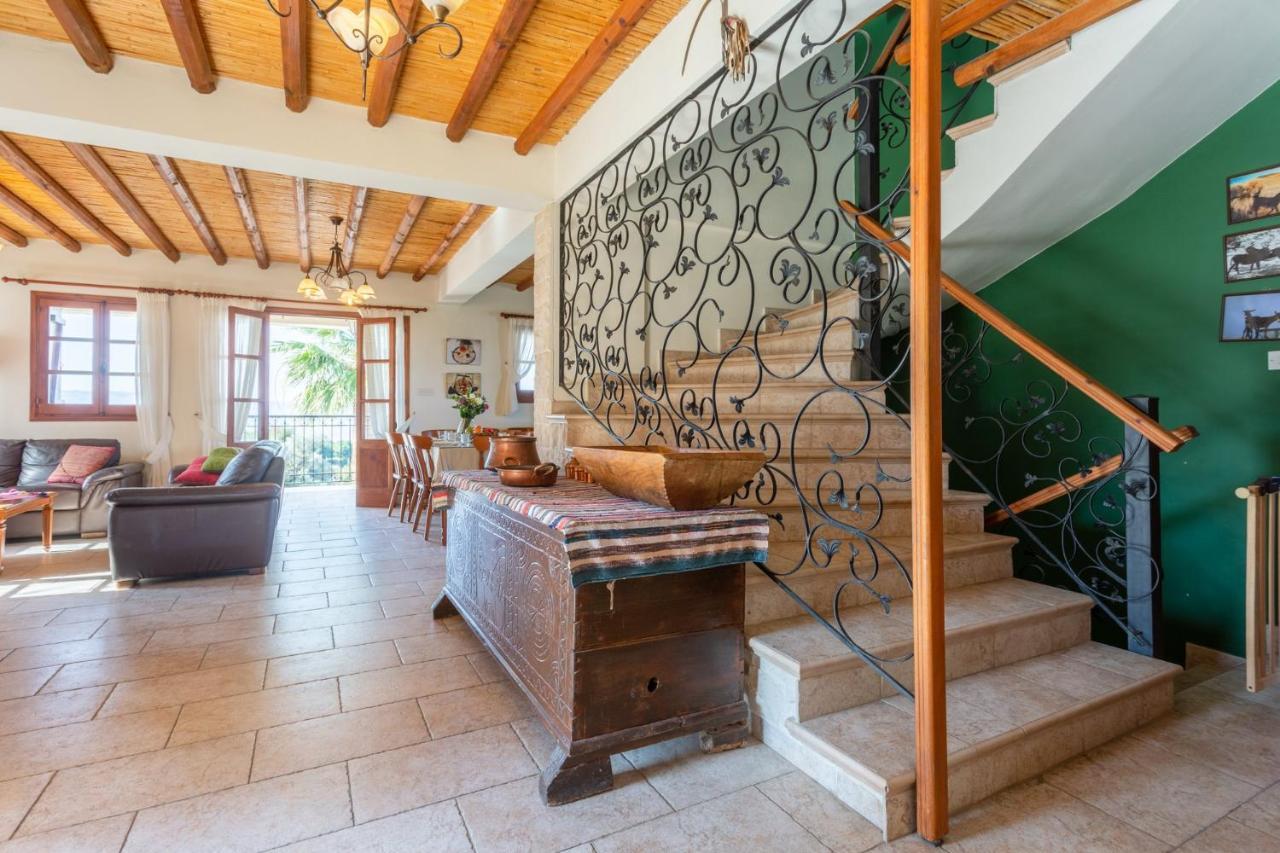Alexandros Palace Villa *