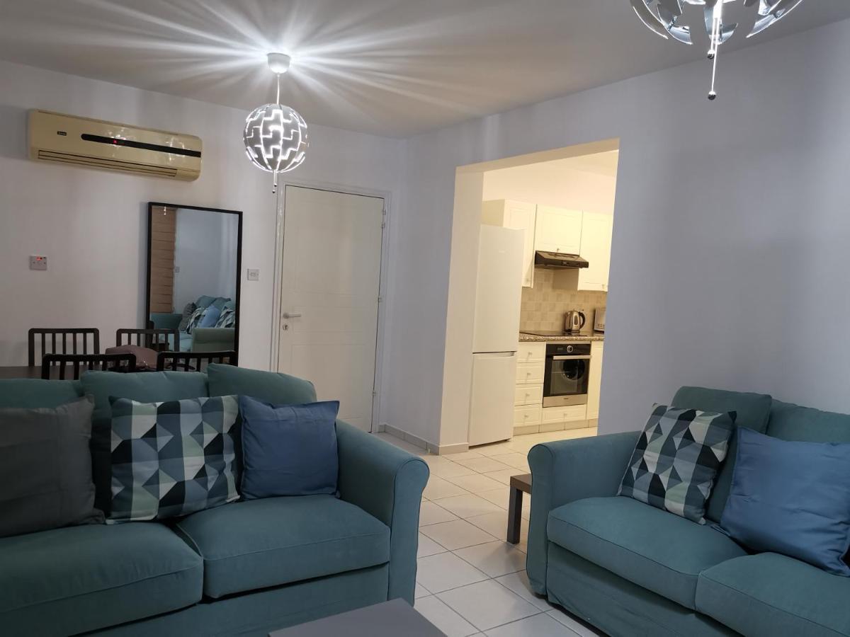 Iris Village, Near Kings Avenue Mall - By Imh Travel & Tours Apartment