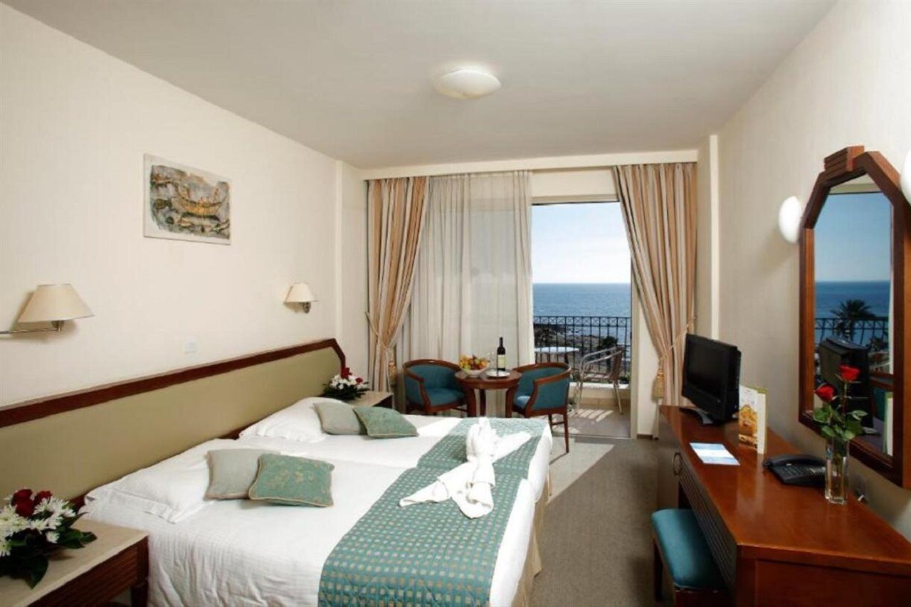Aquamare & Hotel 4*