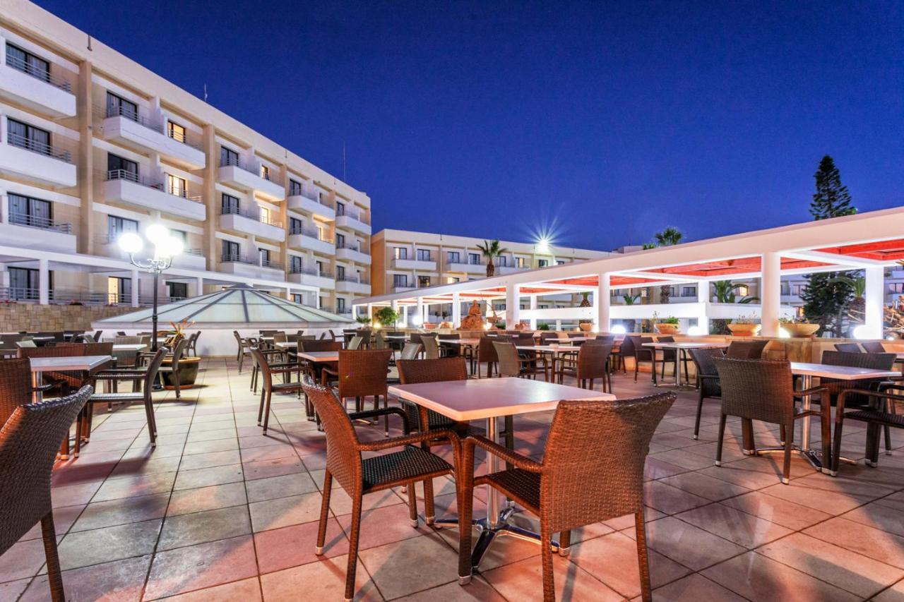 Louis Phaethon Resort