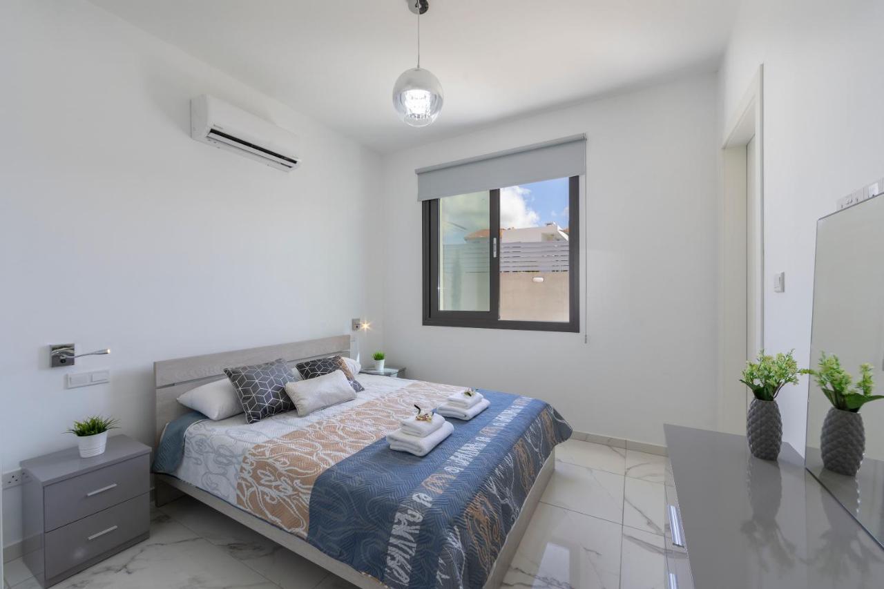 Villa Adaris, Sea Caves Peyia