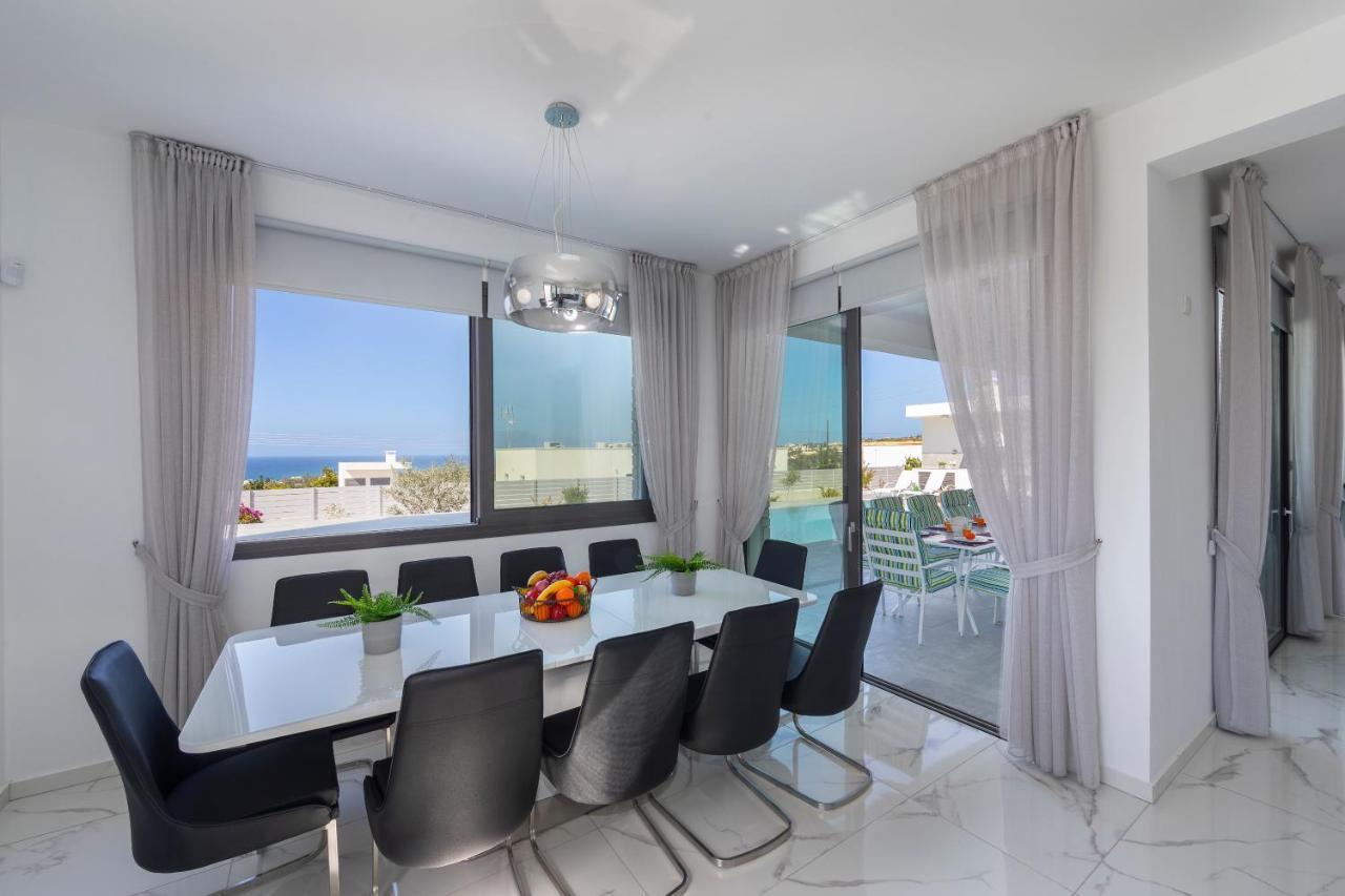 Villa Adaris, Sea Caves Peyia Paphos