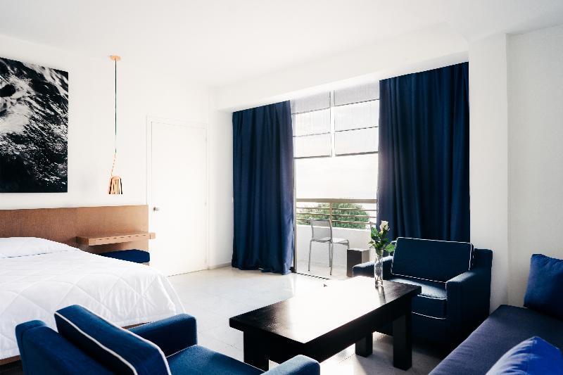 Almyra Hotel 5*