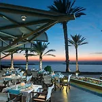 Constantinou Bros Pioneer Beach Hotel