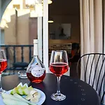 Alex\'S Vacation Suite - 100M From The Beach - 6 Guests