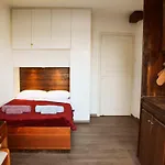 Paul\'S Nest